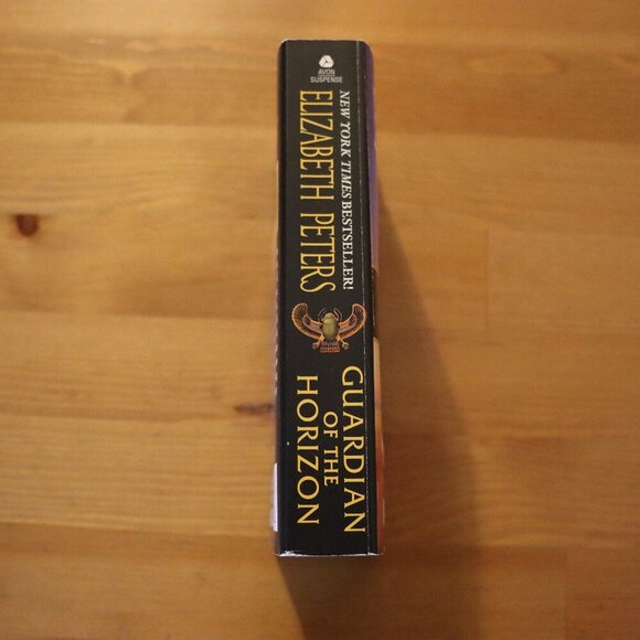 Guardian of the Horizon Novel by Elizabeth Peters (Barbara Mertz), paperback - Picture 2 of 3